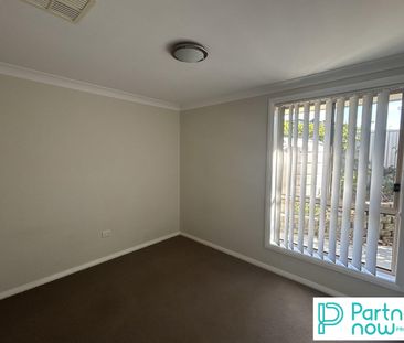 Four-Bedroom Home in Oxley Vale - Photo 5