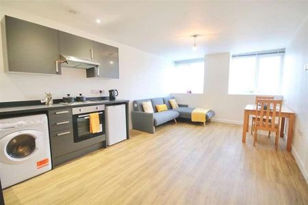 Enterprise House, Isambard Brunel Road, PO1 - Photo 2