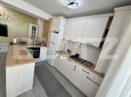 Apartament 3 camere, 71 mp, President Residence - Fotografie 5