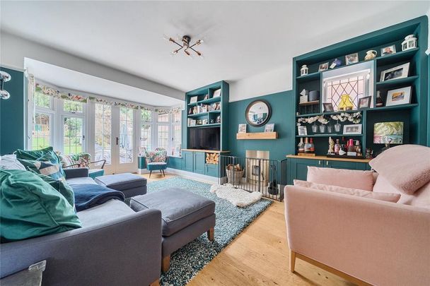 5 bedroom detached house to rent - Photo 1