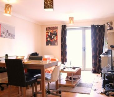 2 Bed - Quayside Drive - Photo 2