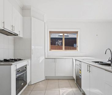 Low maintenance family home! - Photo 4