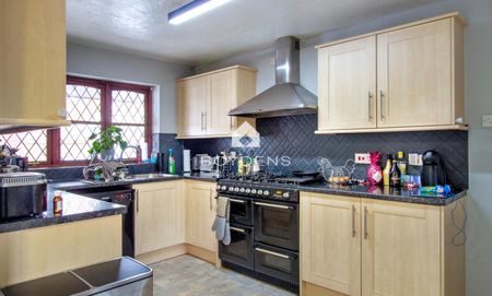 Granville Way, Colchester - Photo 5