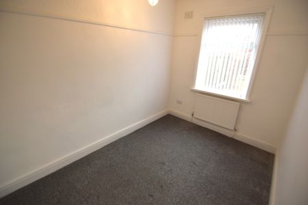 To Let 2 Bed Semi-Detached Bungalow - Photo 4