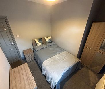 1 bed House Share - To Let - Photo 1