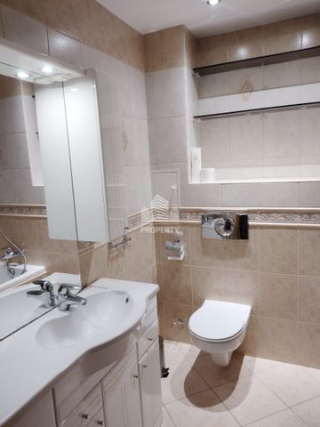 Cegła 2007r.,,garaż, Koniuchy, do umeblowania - Zdjęcie 2