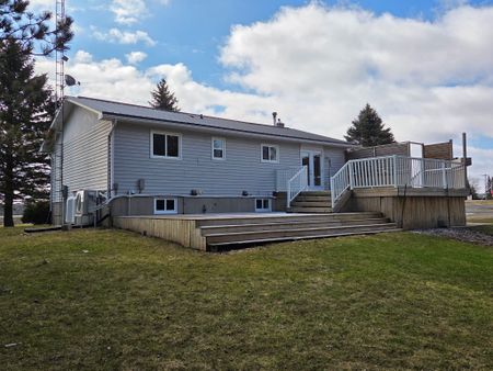 For Lease - 7324 5 Side Road, Wellington North, Ontario - Photo 4