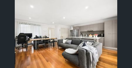 What a lifestyle. - Photo 5