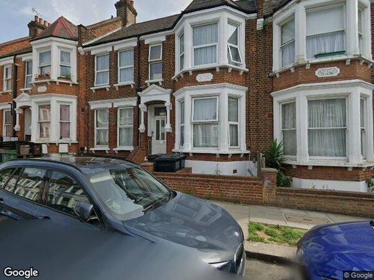 Bedsit, Sumatra Road, NW6 - Photo 1