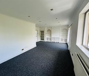 2 bed flat to rent in Stonegrove, Edgware, HA8 - Photo 4