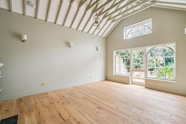 5 bedroom detached house to rent - Photo 1