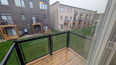 For Lease - 95 Paradox Street, Vaughan, Ontario - Photo 4