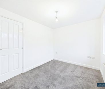 2 bedroom semi-detached house to rent - Photo 3