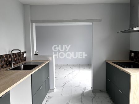 Maison rénovée au coeur de Saint Donatien 116 m2 - Photo 4