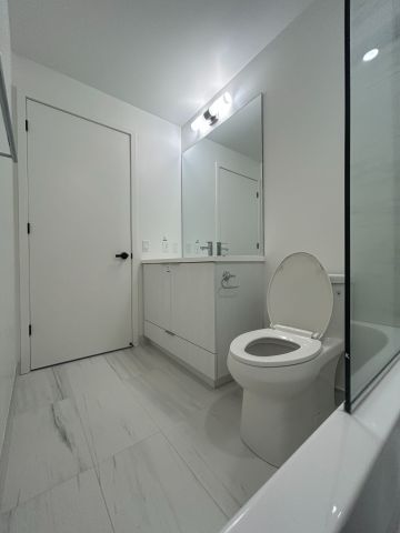 For Lease - 8 Interchange Way Unit# 2510, Vaughan, Ontario - Photo 2