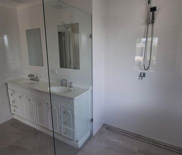 Freshly Updated Family Home with Modern Bathrooms – Move-In Ready - Photo 6