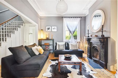 3 bedroom terraced house to rent - Photo 2