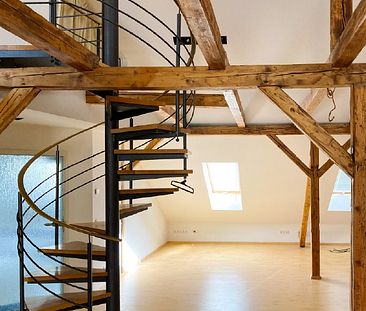 Galeriewohnung im Loft-Stil mit EBK, Tageslichtbad und Kamin! - Foto 2