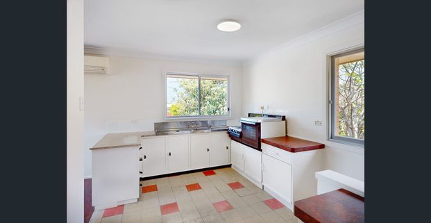 Spacious 3 Bedroom Home in the Heart of Aspley! - Photo 1