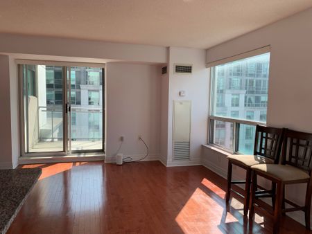 For Lease - 21 Hillcrest Avenue Unit# 2203, Toronto, Ontario - Photo 4
