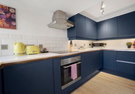 2 Bed Flat, Brunswick Fab Pad, BN3 - Photo 5