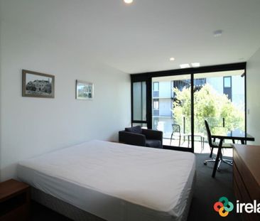 Contemporary City Living - Photo 5