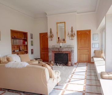 Tout savoir sur cette maison dans le quartier Sud, à Chambourcy - Photo 2