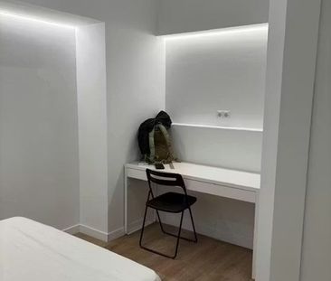 Carrer de Sants, Barcelona, Catalonia 08028 - Photo 2