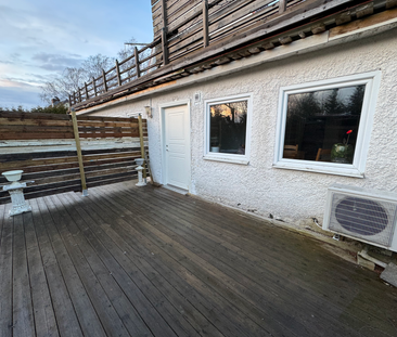 Carlsteins väg, Partille - Photo 1