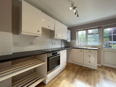 2 bedroom terraced house to rent - Photo 3