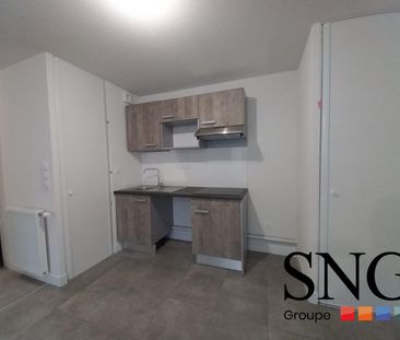 T3 AVEC BALCON + PARKINGS - Photo 1