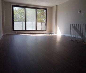 3 CH - 1 SDB - Longueuil - $2,040 /mo - Photo 1