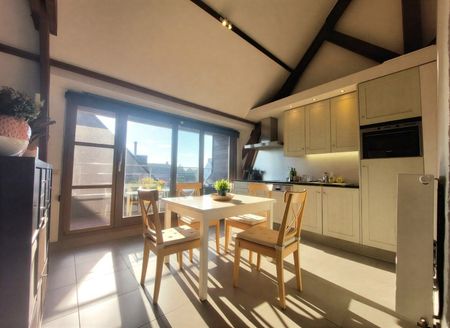 GEZELLIGE STUDIO IN HET CENTRUM VAN AARSELE MET 1 SLPK | TERRAS EN STAANPLAATS - Photo 2