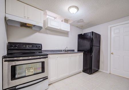 For Lease - 94 Marydale Avenue, Markham, Ontario - Photo 3