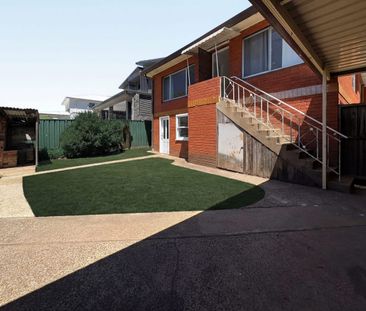 Spacious Family Home with Fresh Updates in Prime Padstow Location - Photo 6