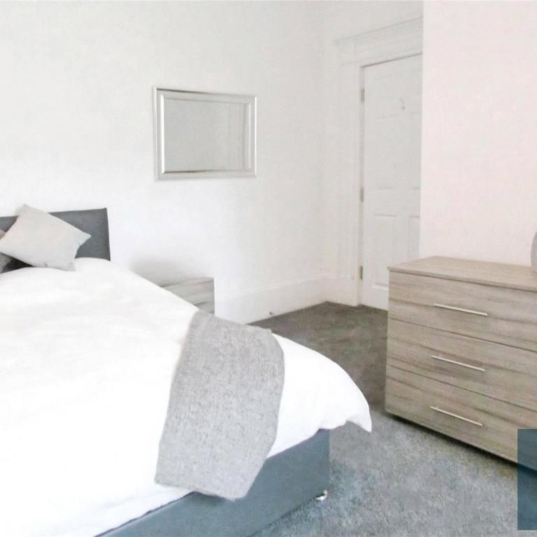 1 bedroom in a house share to rent - Photo 1