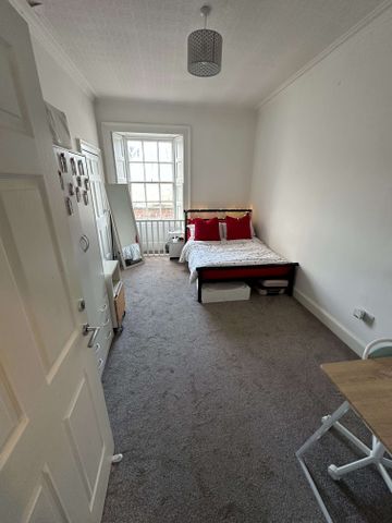 Spacious Rooms to Rent in Dumfries Town Centre Room 1 - Photo 4