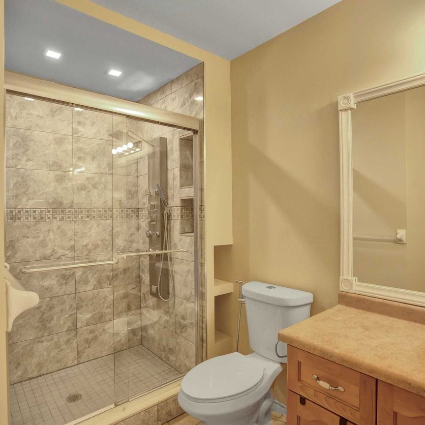 For Lease - 2151 Glenhampton Road, Oakville, Ontario - Photo 1