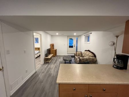 For Lease - 15 Porter Drive, Guelph, Ontario - Photo 4