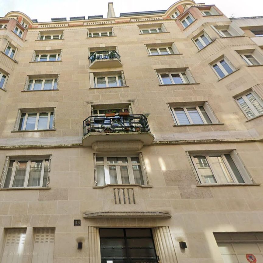 location Appartement T5 DE 136m² À PARIS 16 - Photo 1