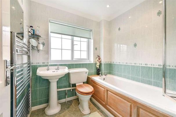 Stempswood Way, Barnham, PO22 - Photo 1