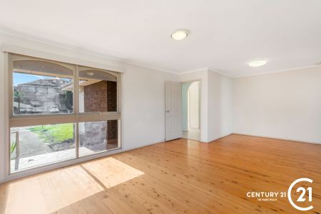 Immaculate Family Home - Photo 2