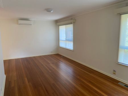 2/10 Park Avenue, Glen Huntly VIC 3163 - Apartment For Rent | Domain - Photo 3