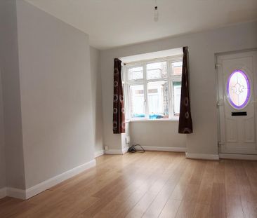 2 bedroom detached house to rent - Photo 1