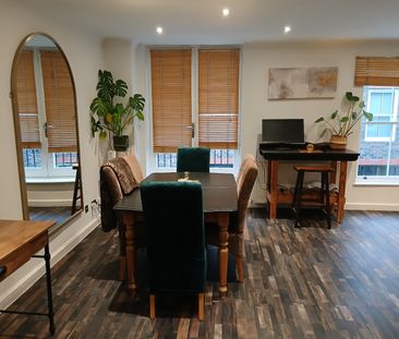 3 Bed Terraced House, Elgin Mews North, W9 - Photo 2