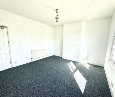 Chatham Road, Kingston Upon Thames, KT1 3AA - Photo 3