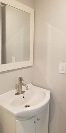 $1850 $1850 Brand New Built Modern 1 Bedroom Basement Apt!!! - Photo 1