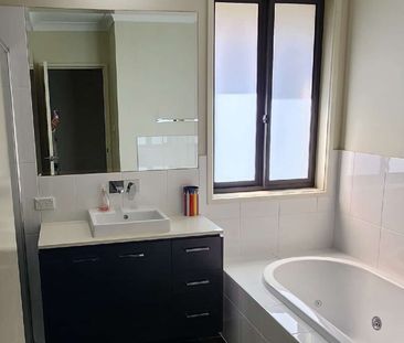 Kogarah - Photo 3