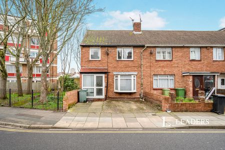 3 bedroom house to rent Cottage Grove, Southsea, PO5 - Photo 4