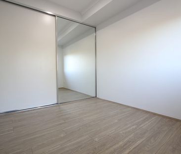 IN QUIET CUL DE SAC WITH WATER VIEWS - Photo 6